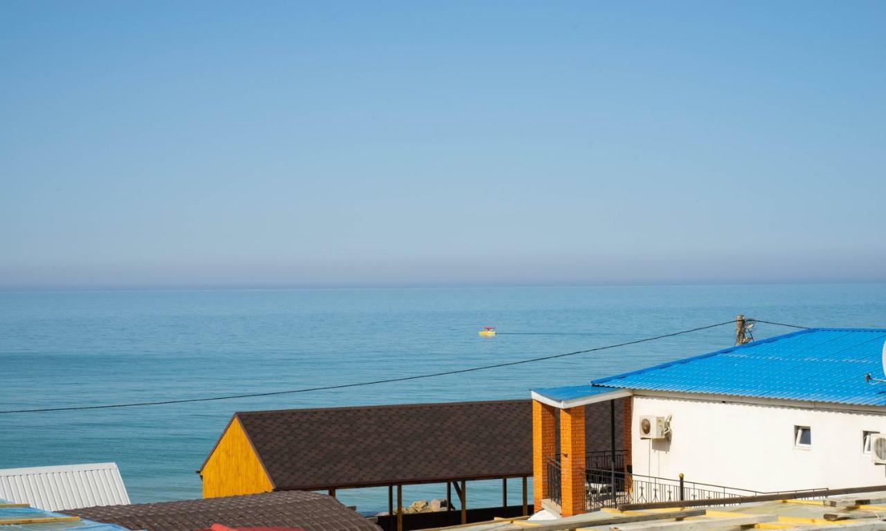 Usadba Feniks Hotel Zaliznyy Port Exterior foto